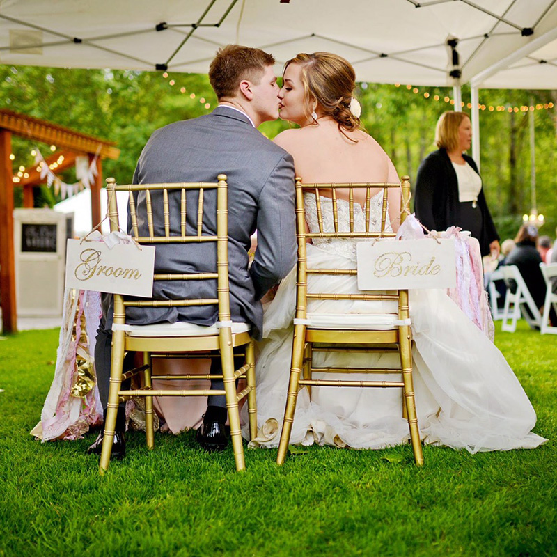 a couple kissing on their wedding day, hosted with a Pacific Perks Coffee espresso mobile café
